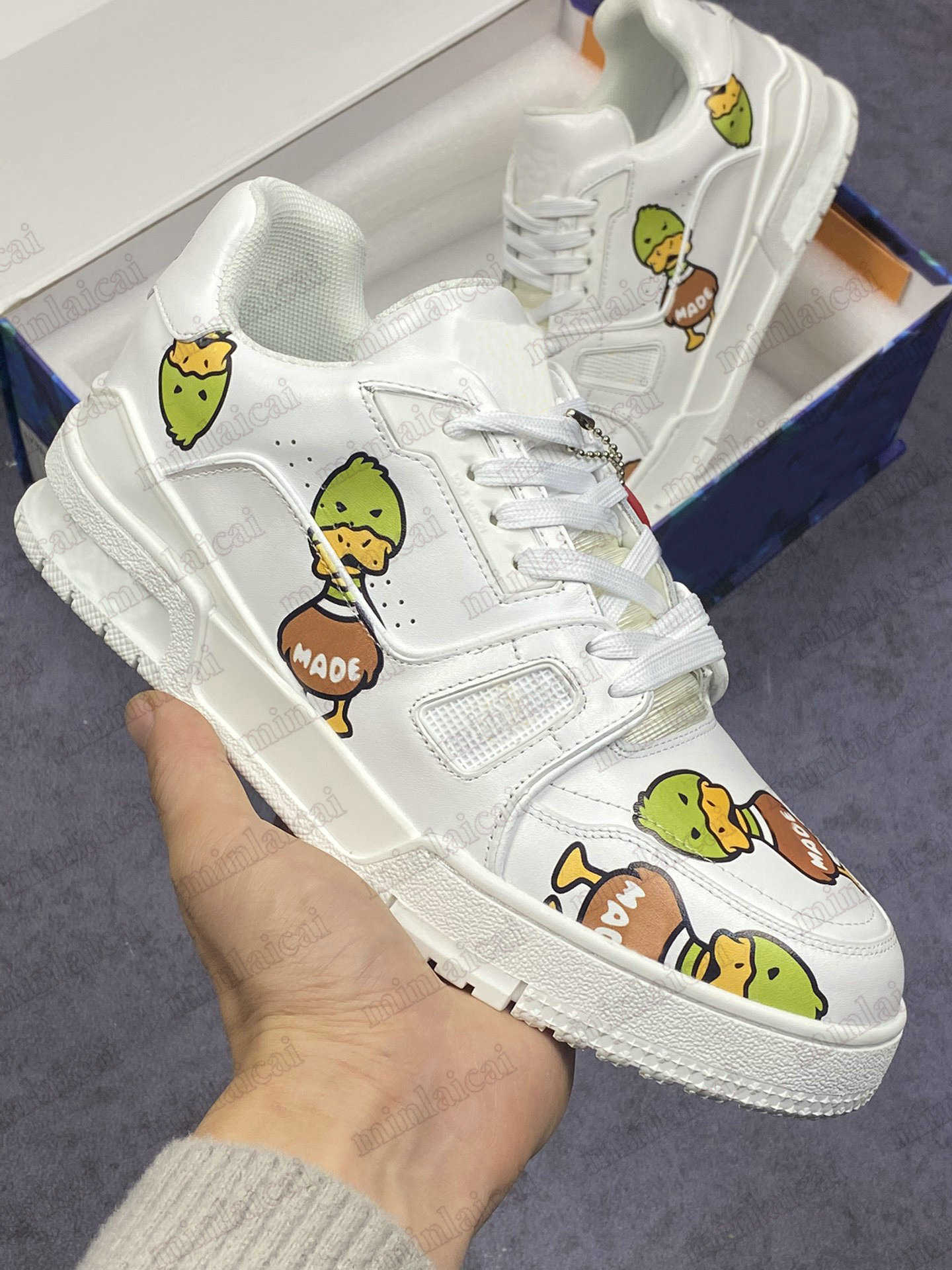 NIGO X MADE Trainer Duck Graffiti Sneaker Low Heart Casual Shoes White Women Trainers Sneakers, Customize
NIGO X MADE Trainer Duck Graffiti Sneaker Low Heart Casual Shoes White Women Trainers Sneakers, Customize
