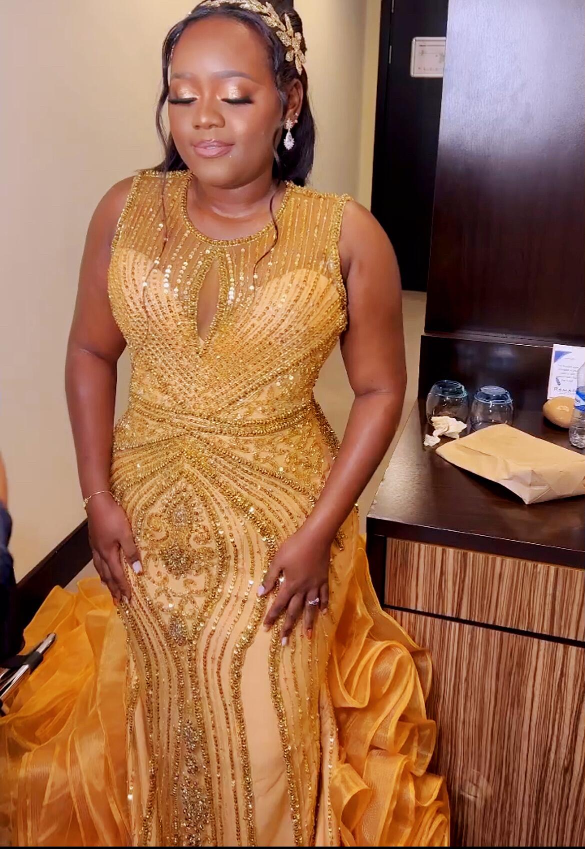 Plus Size Arabic Aso Ebi Luxurious Mermaid Gold Prom Dresses Sheer Neck Evening Formal Party Second Reception Birthday Engagement Gowns Dress ZJ506