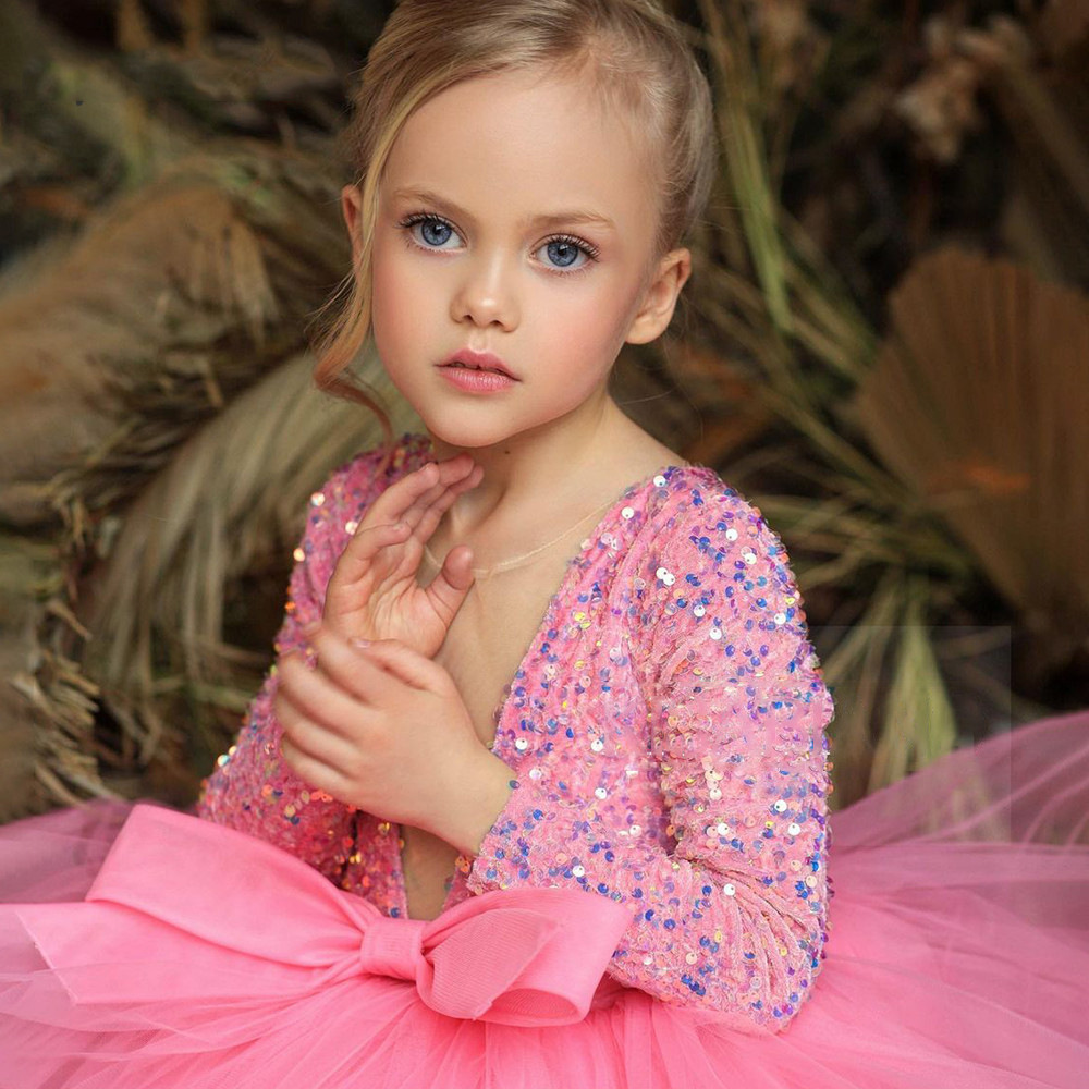 2023 Bling Beaded Crystal Flower Girls Dresses For Teens Tulle Floor Length Beach Girl Pageant Party Gowns Tulle Skirt Formal Kids Christmas Wear