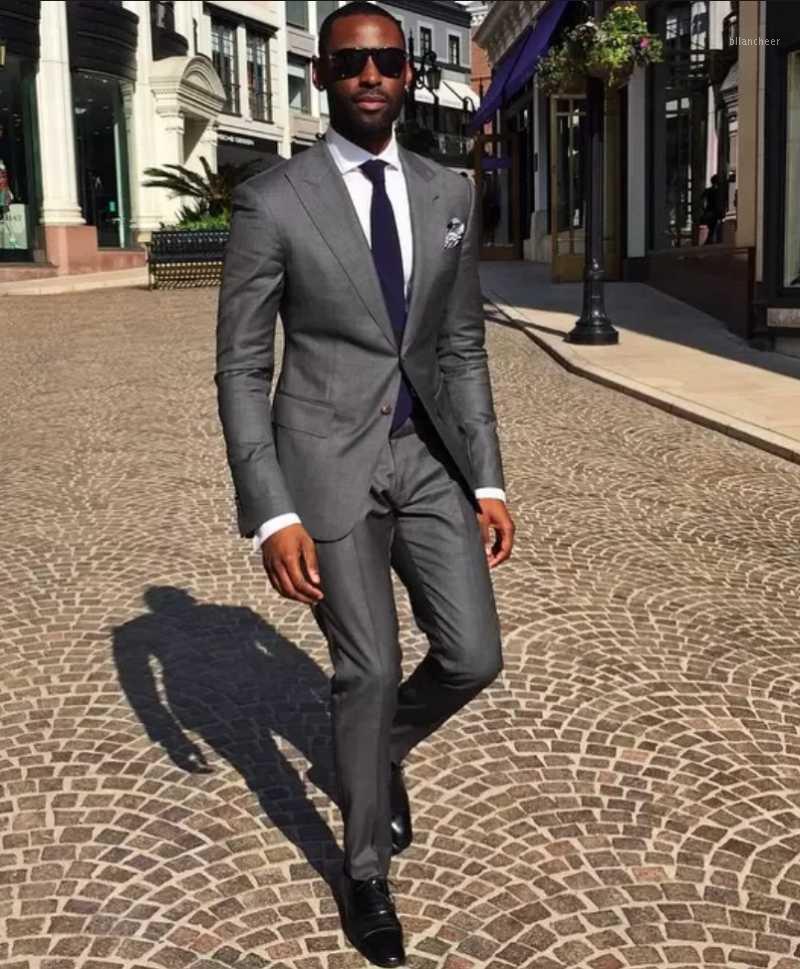 Men's Suits & Blazers Est Grey Men Suit Groom Tuxedos Groomsman Blazer Business Prom Terno Masculino Costume Homme 2PCS(Jacket+Pants), Gray
Men's Suits & Blazers Est Grey Men Suit Groom Tuxedos Groomsman Blazer Business Prom Terno Masculino Costume Homme 2PCS(Jacket+Pants), Gray