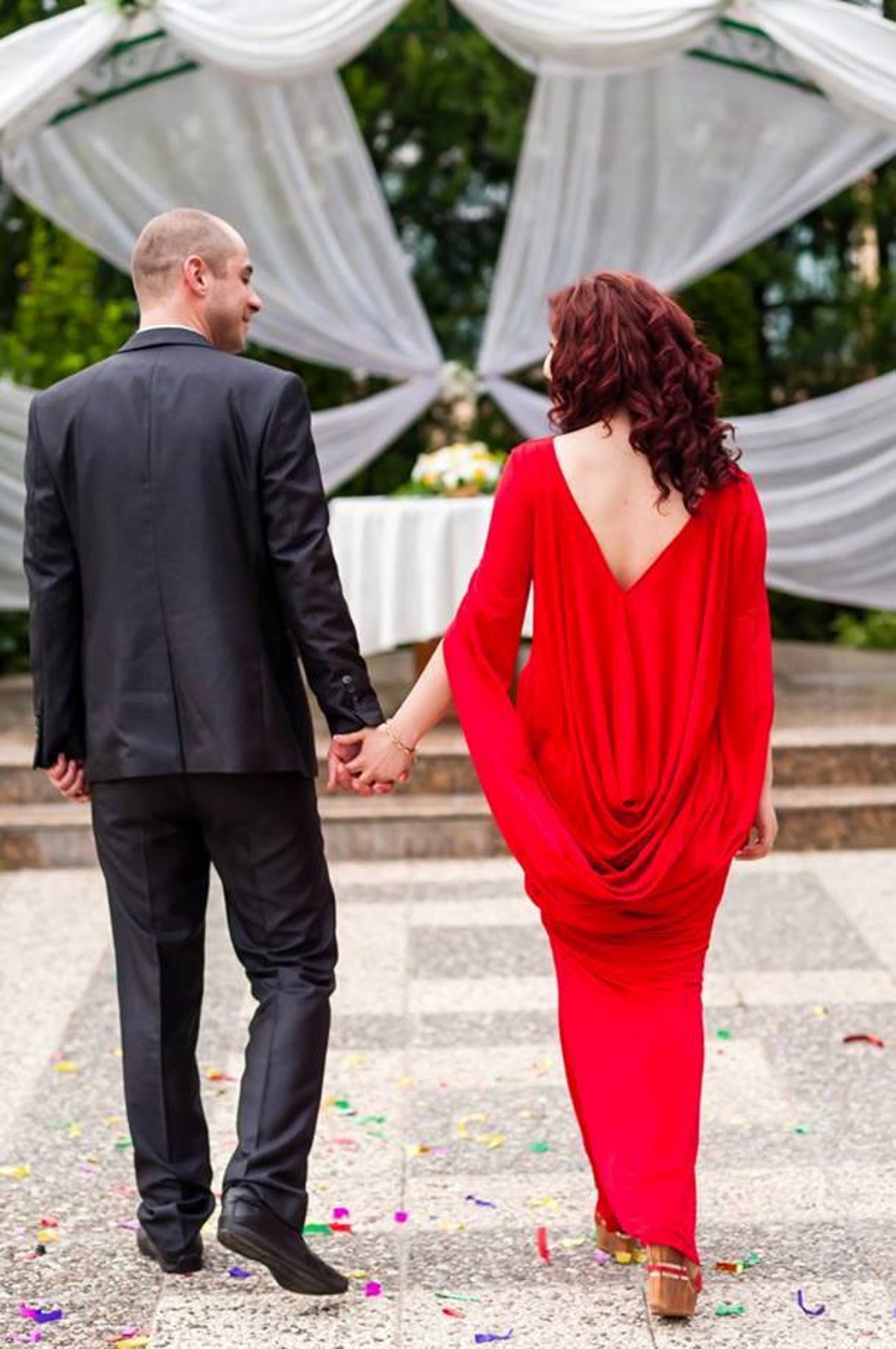 Sexy Open Back Red Evening Dresses For Women 2022 Spring Autumn Chic Ruched Long Sleeve Mermaid Prom Celebrity Party Gowns Floor Length Elegant Specia