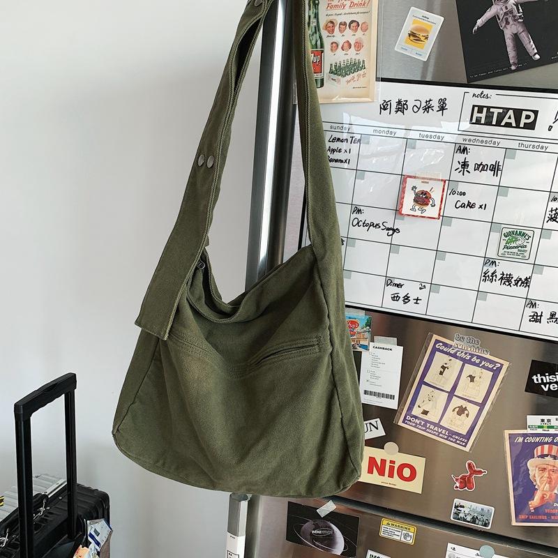 Evening Bags Japanese Bag Student Lazy Wind One Shoulder Messenger Vagrant Fresh Retro Wide Canvas, Black
Evening Bags Japanese Bag Student Lazy Wind One Shoulder Messenger Vagrant Fresh Retro Wide Canvas, Black