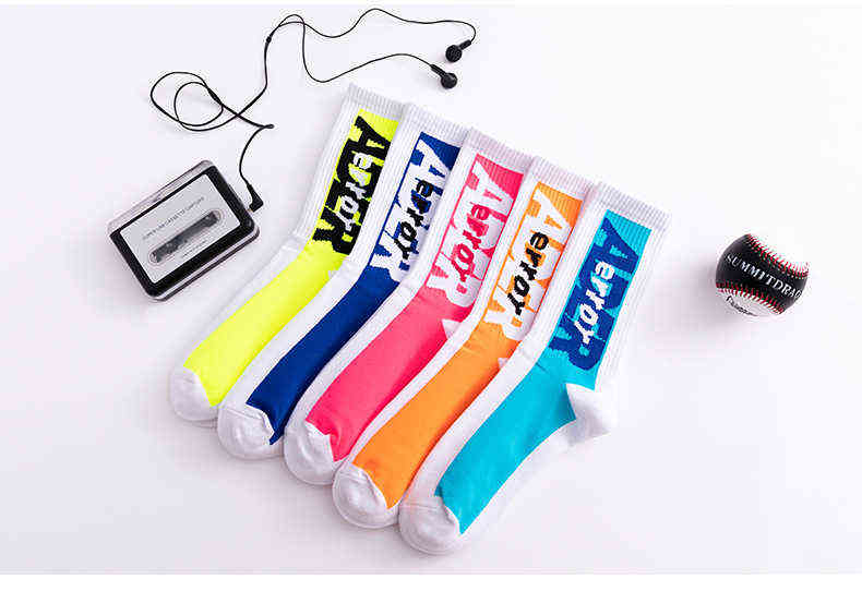 Adjustment Vein Color Socks Sport Leisure Skateboard In Trend Tube Men And Women Couples Cotton T220721
Adjustment Vein Color Socks Sport Leisure Skateboard In Trend Tube Men And Women Couples Cotton T220721