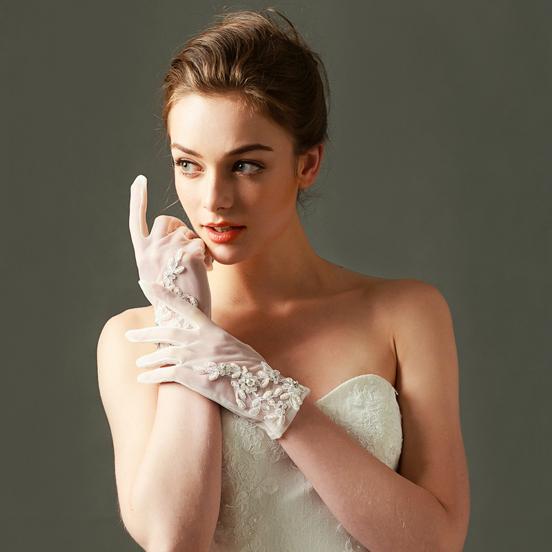 Wedding Gloves Lace Bridal Glove Simple and versatile sewing bead short mesh gloves