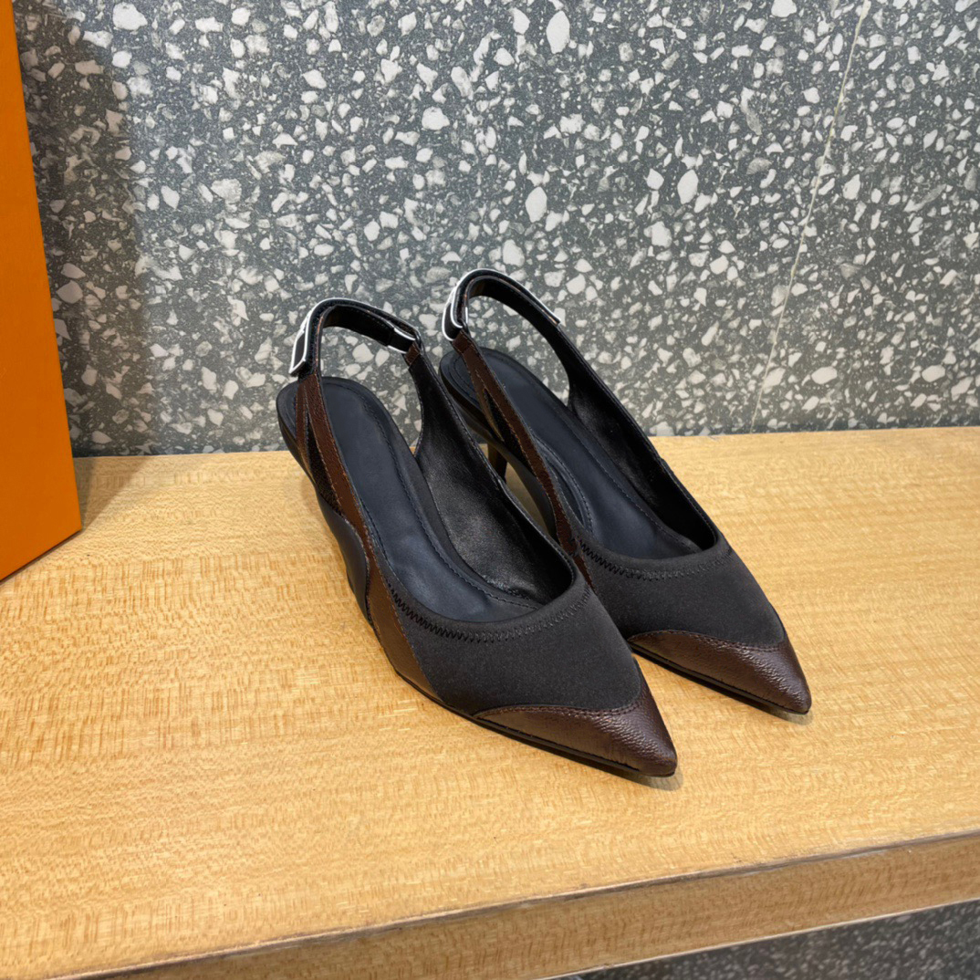 Womens Slingback Pumps Dress Shoes Archlight Luxurys Designers High Heel 5.5cm Genuine Leather Women Pump Wavy Design With Box 35-42, Camouflage
Womens Slingback Pumps Dress Shoes Archlight Luxurys Designers High Heel 5.5cm Genuine Leather Women Pump Wavy Design With Box 35-42, Camouflage
