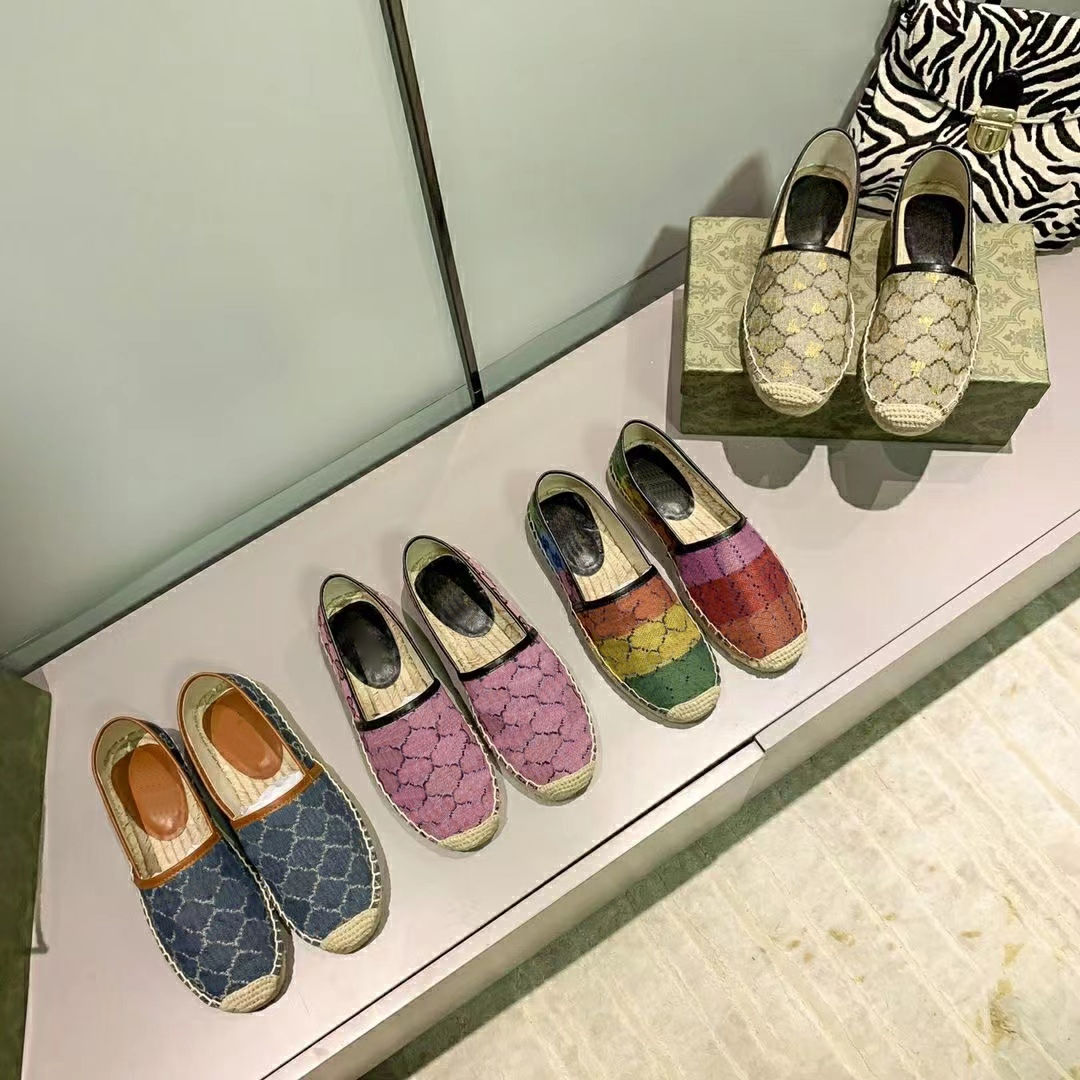 Italy classic canvas jacquard espadrille casual shoes trimmed print sneaker designer flat fashion rubber sole sneakers size 35-40
Italy classic canvas jacquard espadrille casual shoes trimmed print sneaker designer flat fashion rubber sole sneakers size 35-40