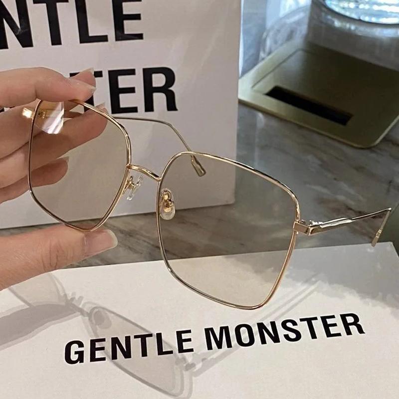 Sunglasses GENTLE MONSTER Women 2021 For Men DIANE Luxury Designer Vintage Trending Products Alloy UV400 Brown GM Sun Glasses 2022
Sunglasses GENTLE MONSTER Women 2021 For Men DIANE Luxury Designer Vintage Trending Products Alloy UV400 Brown GM Sun Glasses 2022