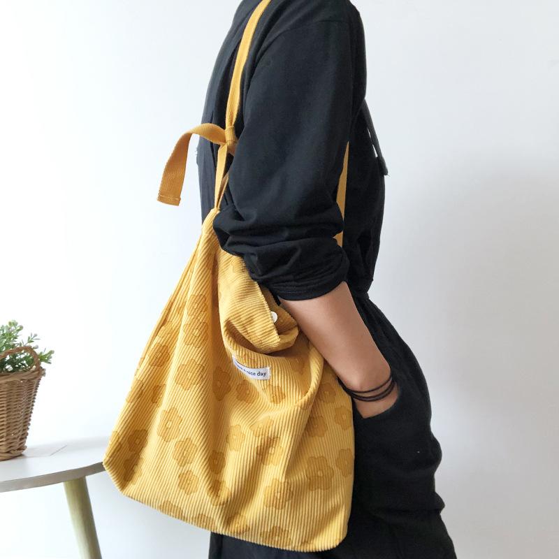 Evening Bags Ladies Woman Handbag Summer Flowers Corduroy Messenger Bag Women Bolso Bandolera Small Crossbody Sac Bandouillere FemmeEvening, Yellow
Evening Bags Ladies Woman Handbag Summer Flowers Corduroy Messenger Bag Women Bolso Bandolera Small Crossbody Sac Bandouillere FemmeEvening, Yellow