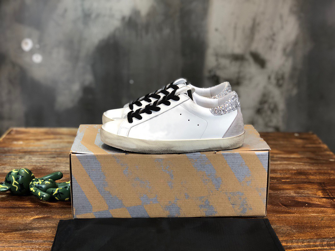 Golden Super Star Sneakers Designer GGDBs Metallic Dirty Casual Shoes Women Men Sequin Classic Do-old Shoe Skin Suede Cream Sole, Army green
Golden Super Star Sneakers Designer GGDBs Metallic Dirty Casual Shoes Women Men Sequin Classic Do-old Shoe Skin Suede Cream Sole, Army green