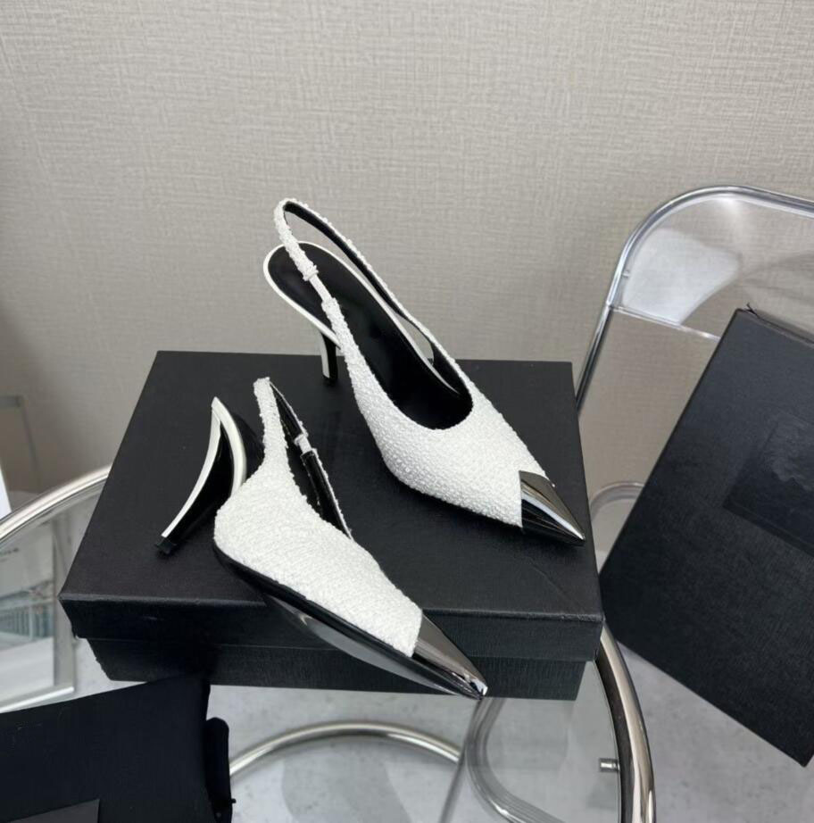 Elegant Design Summer Foulard classic sandal HEELS Red Sandals Black Gold Opyum Strap Heel Pump patent leathers sole With Box
Elegant Design Summer Foulard classic sandal HEELS Red Sandals Black Gold Opyum Strap Heel Pump patent leathers sole With Box