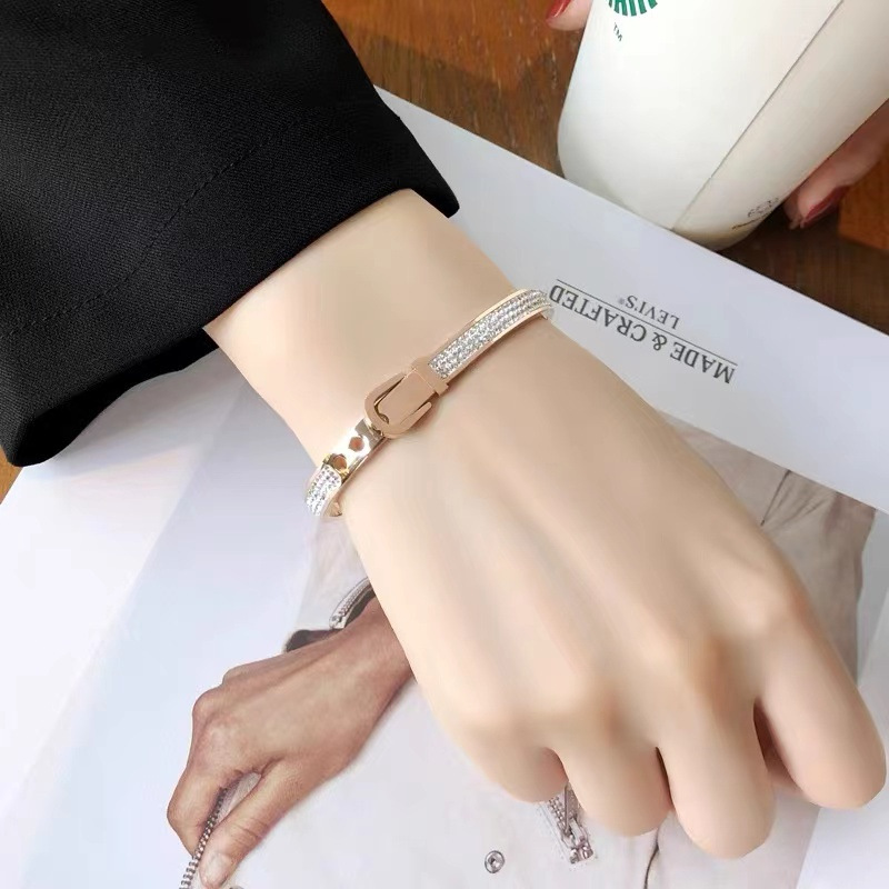 Luxury Rose Gold Full Diamond Insert Bangle Bracelet for Women Engagement Gift