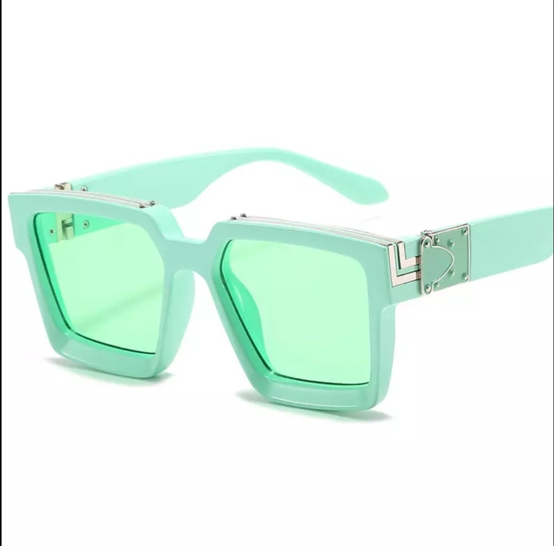 2022 Summer pop fashion sunglasses Independent designer design Cool sense of Technology
