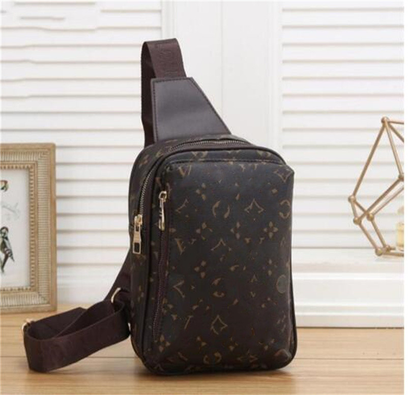 Designer chest bags Waist Bag Fashion Men handbags Crossbody Shoulder satchels Luxurys VUTTONS Monograms women Fanny Pack Leather Belt Purse L Phone storage Bum, Extra freight
Designer chest bags Waist Bag Fashion Men handbags Crossbody Shoulder satchels Luxurys VUTTONS Monograms women Fanny Pack Leather Belt Purse L Phone storage Bum, Extra freight