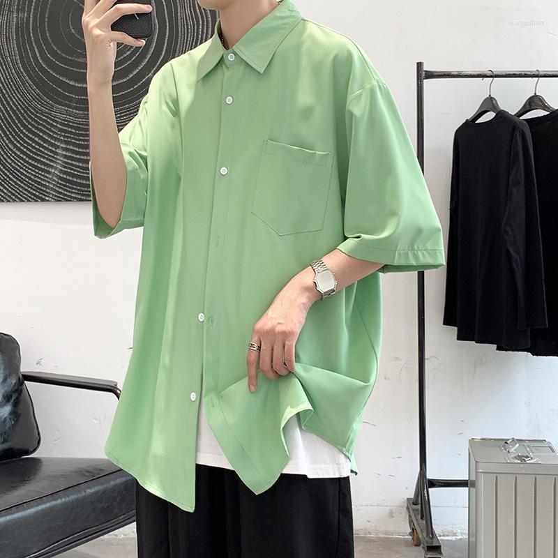 Men's Casual Shirts Summer Short Sleeve Shirt Fashion Black Gray Green Men Streetwear Korean Loose Pocket Dress Mens M-2XL
Men's Casual Shirts Summer Short Sleeve Shirt Fashion Black Gray Green Men Streetwear Korean Loose Pocket Dress Mens M-2XL