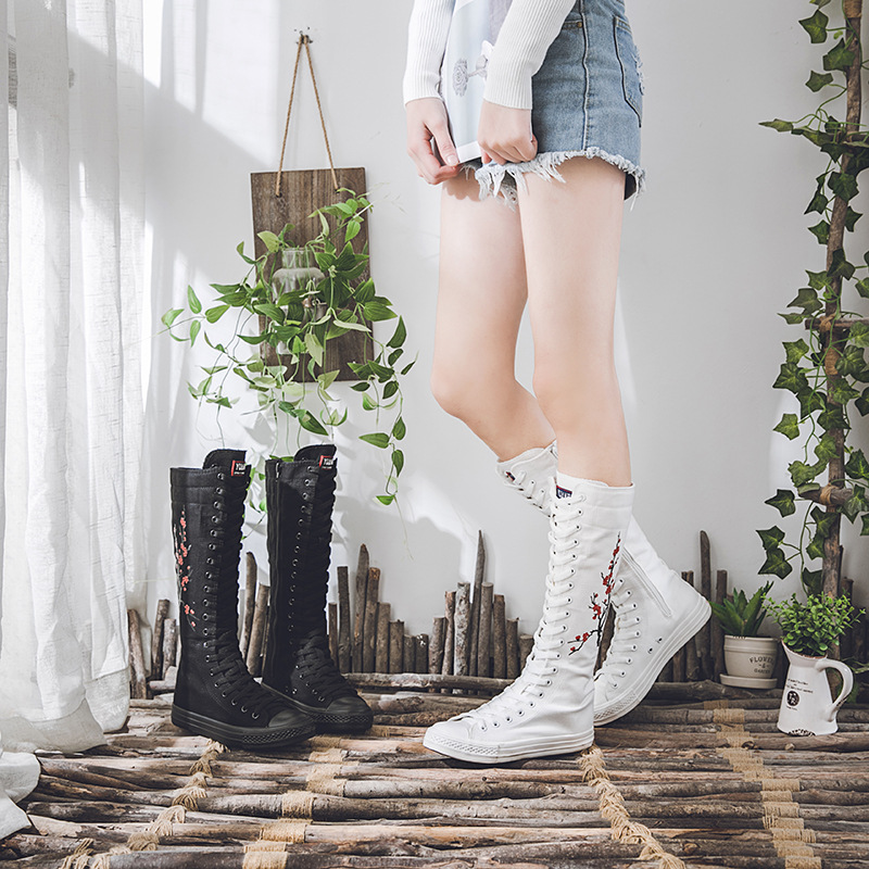 High-top canvas shoes side zipper hand-painted flower pattern casual shoes large size 35-43, Black 
High-top canvas shoes side zipper hand-painted flower pattern casual shoes large size 35-43, Black