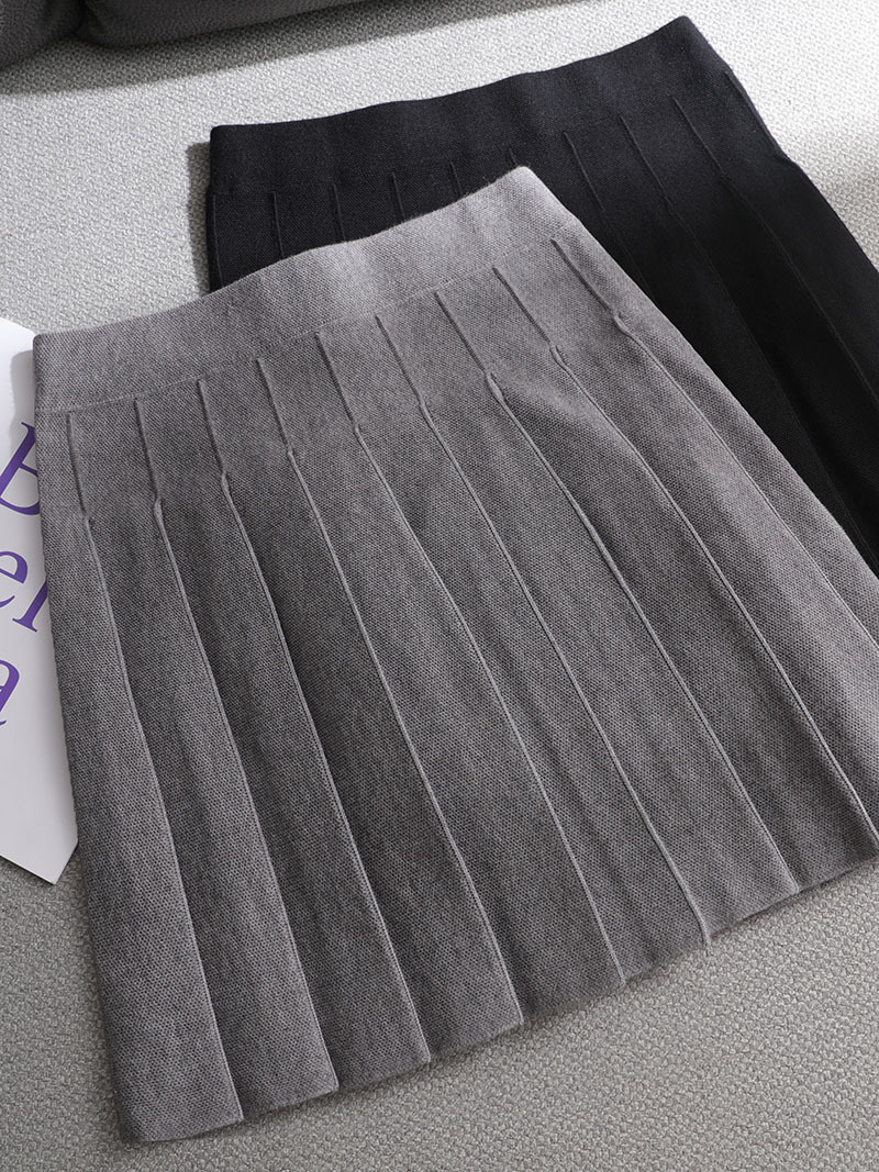 Ezsskj Autumn winter a-line thick short SWEATER Skirt Women good quality cute pleated mini skirt female elegant knit 220408