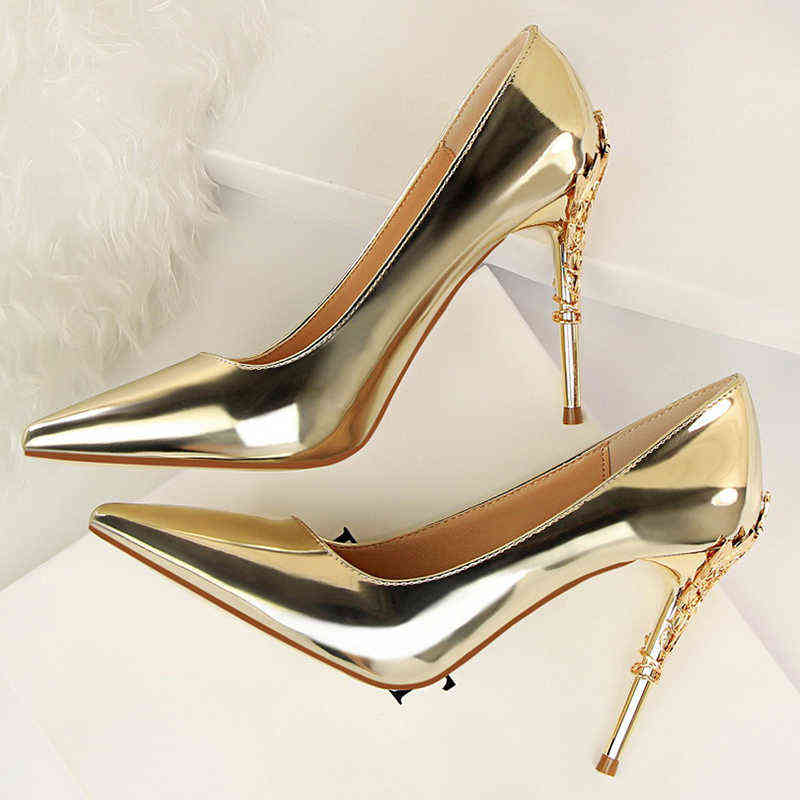2022 Fashion Women Sexy 10cm High Heels Pumps Lady Designer Metal Carving Heels Gold Wedding Bridal Female Prom Party Red Shoes G220520, Black
2022 Fashion Women Sexy 10cm High Heels Pumps Lady Designer Metal Carving Heels Gold Wedding Bridal Female Prom Party Red Shoes G220520, Black