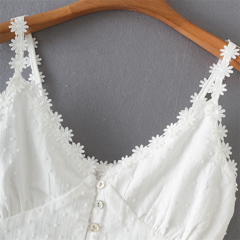 TRAF Women Fashion Summer Cotton Lace Buttons Sleeveless Solid Color Sling Top Streetwear 220325