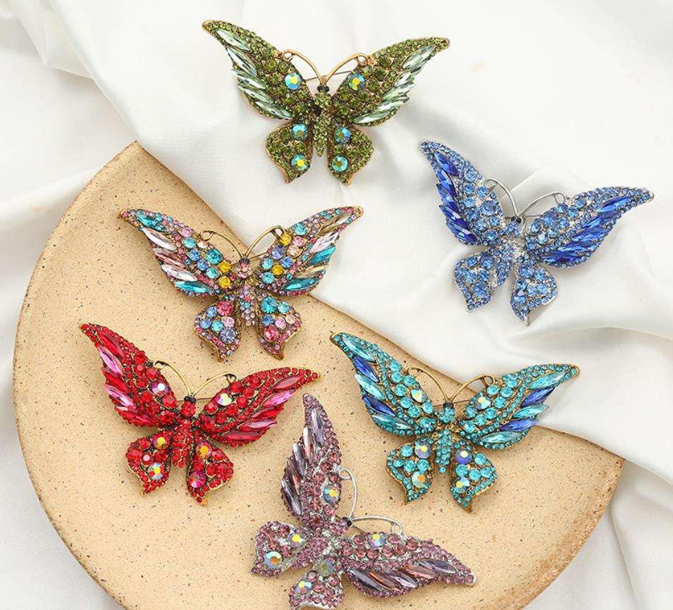 Rhinestone Butterfly Brooch Christmas Birthday Lapel Jewelry Gift Crystal Silver Plated Animal Insect Corsage Pin Bling Fashion Women Girl Accessories