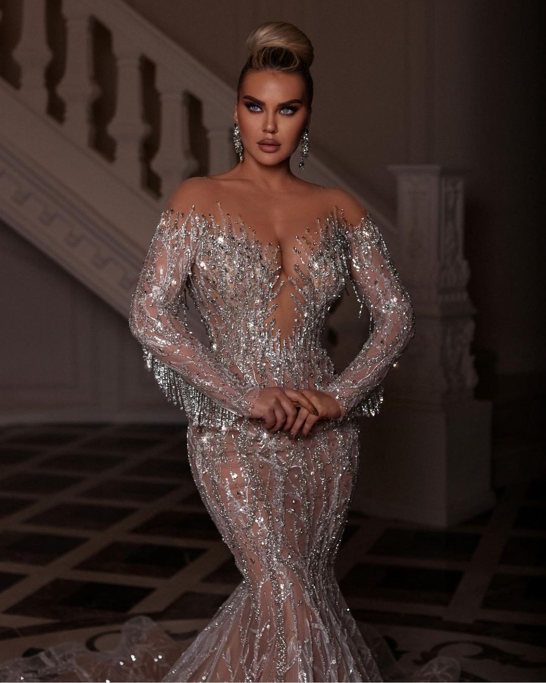 Champagne Mermaid Prom Dresses V Neck Applqiues Sequins Off Shoulder Long Sleeve Sexy Transparent Elegant Sweep Length Train Evening Formal Dresses Gi