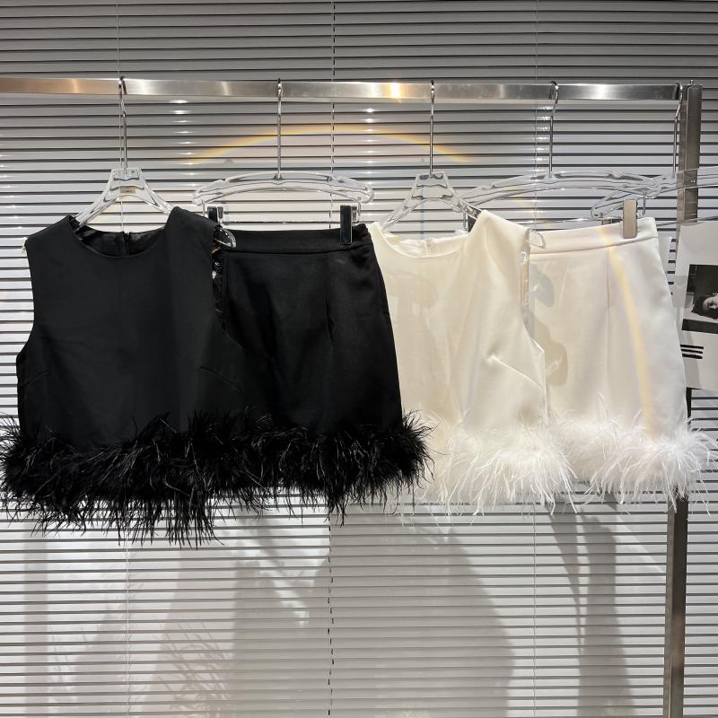 New womens elastic waist solid color ostrich fur bottom patchwork sexy fashion short pencil skirt SML