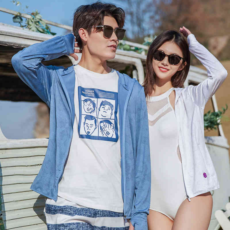 Couple Summer Thin Sports Sunscreen Clothing 2022 New Outdoor Skin Popular Price Jacket Solid Color Jackets, Men blue
Couple Summer Thin Sports Sunscreen Clothing 2022 New Outdoor Skin Popular Price Jacket Solid Color Jackets, Men blue