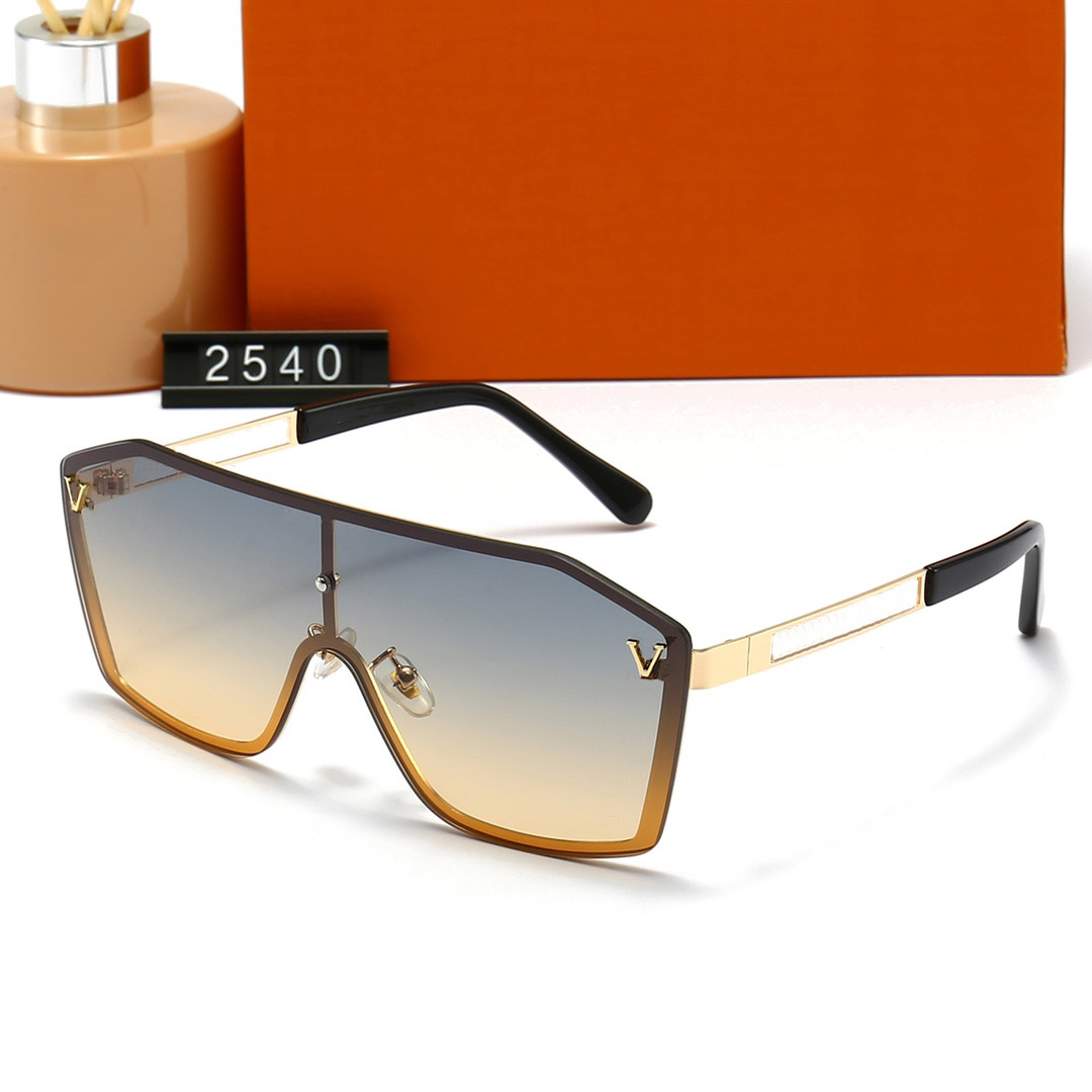 Fashion Men Designer Sunglasses For Women Sunglass Rectangle Eyewear Sun Glasses 8 Styles Blue Beach Polarized UV400 Orange Letter L Box
Fashion Men Designer Sunglasses For Women Sunglass Rectangle Eyewear Sun Glasses 8 Styles Blue Beach Polarized UV400 Orange Letter L Box