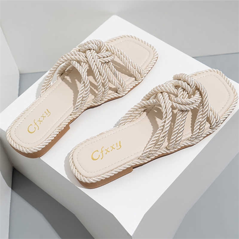 Women Slippers Personality Hemp Rope Upper Design Flat Sandal Casual Solid Color Square Toe Hollow Flat Heel Woman Shoes 210721, Brown
Women Slippers Personality Hemp Rope Upper Design Flat Sandal Casual Solid Color Square Toe Hollow Flat Heel Woman Shoes 210721, Brown
