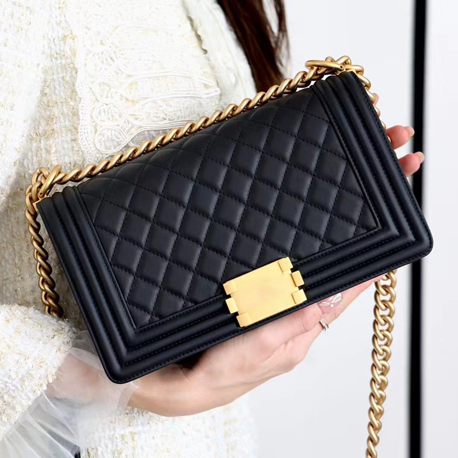 Original Quality Caviar Shoulder HandBag A67086 Classic Sheepskin Designer Boy Flap Bag 25CM Fashion Cover Evening Bags Lady Cross Body Bags With Box C029
Original Quality Caviar Shoulder HandBag A67086 Classic Sheepskin Designer Boy Flap Bag 25CM Fashion Cover Evening Bags Lady Cross Body Bags With Box C029