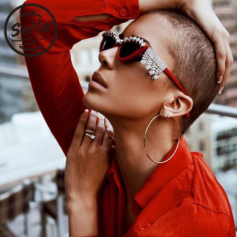 Sunglasses Sella Personality Fashion Cat Eye Transparent Frame Tint Lens Handmade Rhinestone Luxury Glasses T-Show Party Eyewear
Sunglasses Sella Personality Fashion Cat Eye Transparent Frame Tint Lens Handmade Rhinestone Luxury Glasses T-Show Party Eyewear