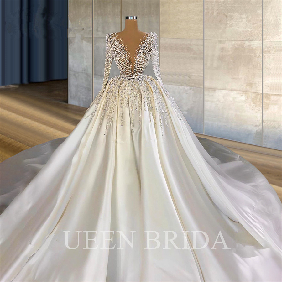 Luxurious Wedding Dresses V-neck Ball Gown Long Train Satin Crystal Beaded Pearls Diamonds Formal Bride Dress Custom Made, White
Luxurious Wedding Dresses V-neck Ball Gown Long Train Satin Crystal Beaded Pearls Diamonds Formal Bride Dress Custom Made, White