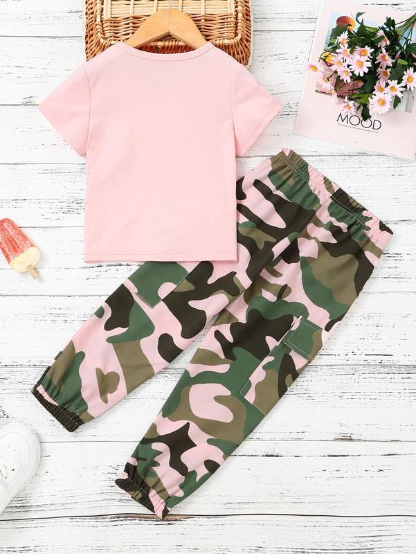 Toddler Girls Slogan Graphic Tee & Camo Print Flap Pocket Pants SHE