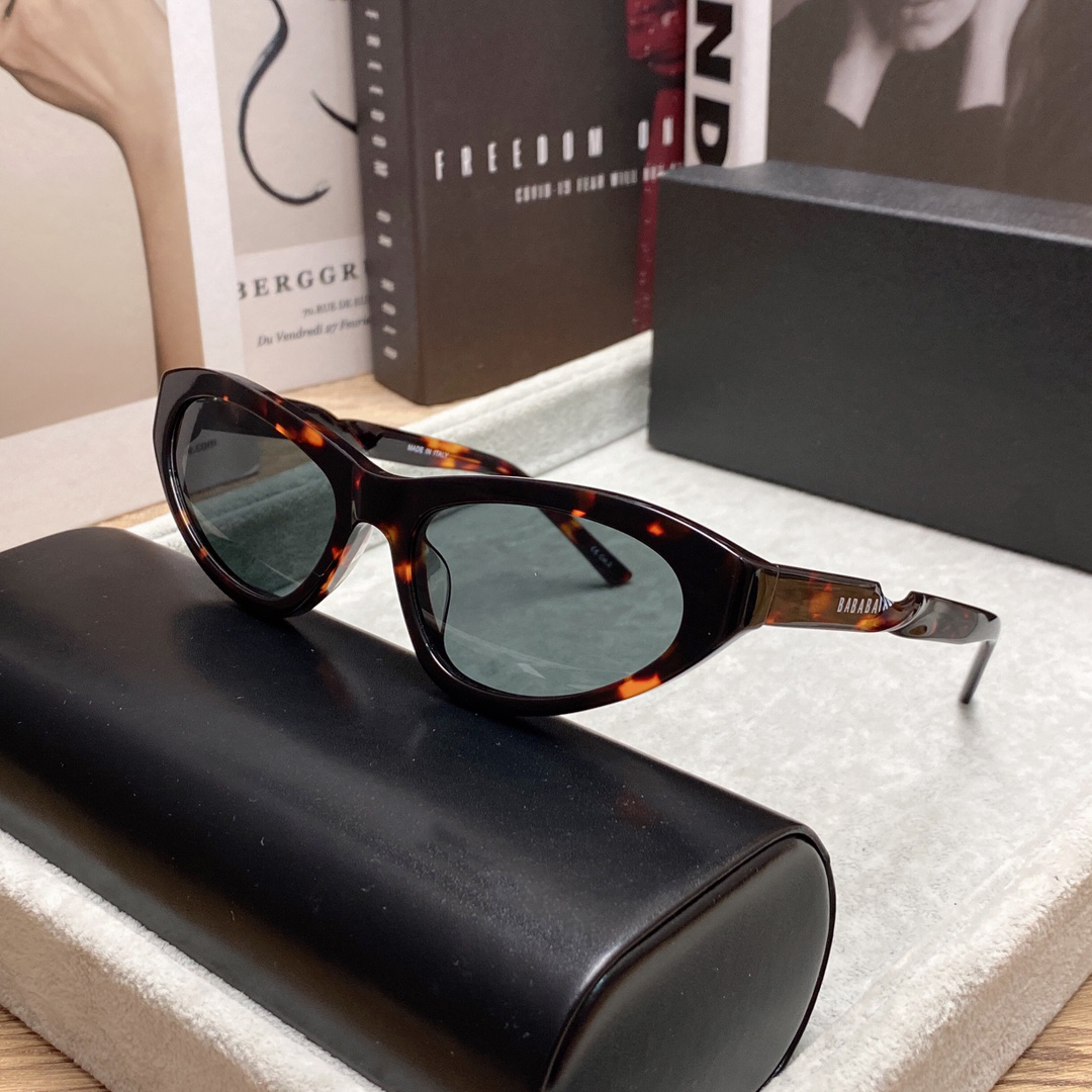 Designer Sunglasses Men Woman Twist Legs Letter Sunglass Polarized Beach Sun Glasses Brand Adumbral Cat Eye Sunglasses For Women
Designer Sunglasses Men Woman Twist Legs Letter Sunglass Polarized Beach Sun Glasses Brand Adumbral Cat Eye Sunglasses For Women