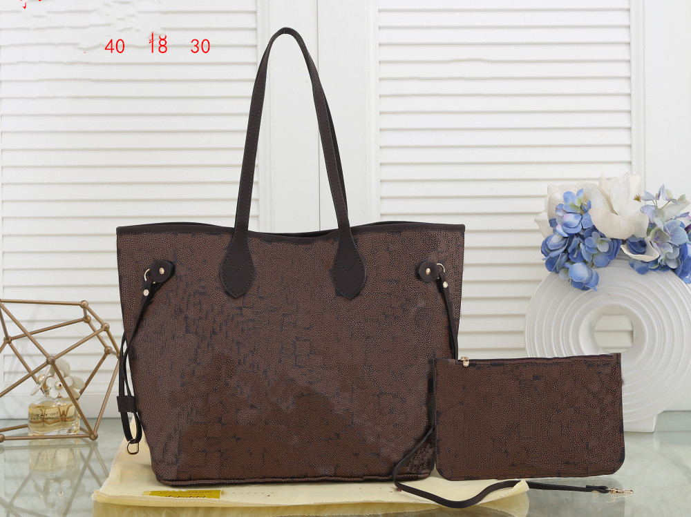 Designers Luxury Bags For Womens Louiseity 1 Viutonity Handbags LVS Crossbody Shoulder The Tote Bag multicolour Capacity Versatile 7A High Quality wallet VEWL, Extra freight
Designers Luxury Bags For Womens Louiseity 1 Viutonity Handbags LVS Crossbody Shoulder The Tote Bag multicolour Capacity Versatile 7A High Quality wallet VEWL, Extra freight
