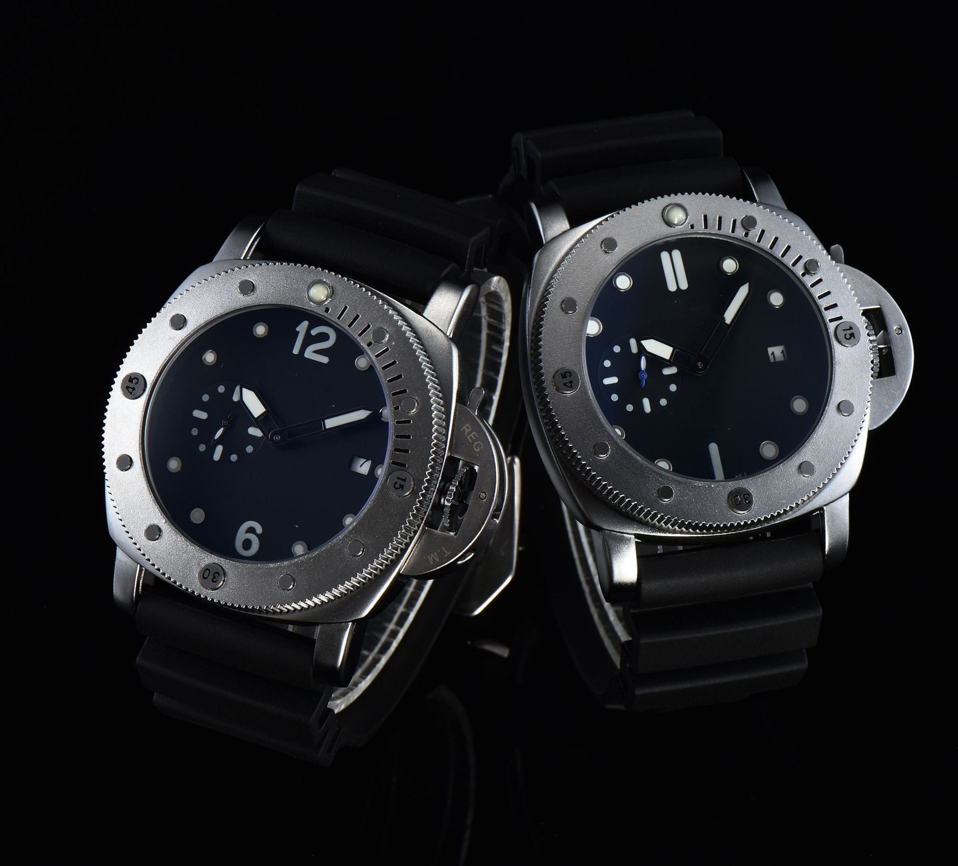 Luxury silicone band quartz mens watches fashion two dials day date men designer watch gifts small dial working famous big stopwatch
Luxury silicone band quartz mens watches fashion two dials day date men designer watch gifts small dial working famous big stopwatch