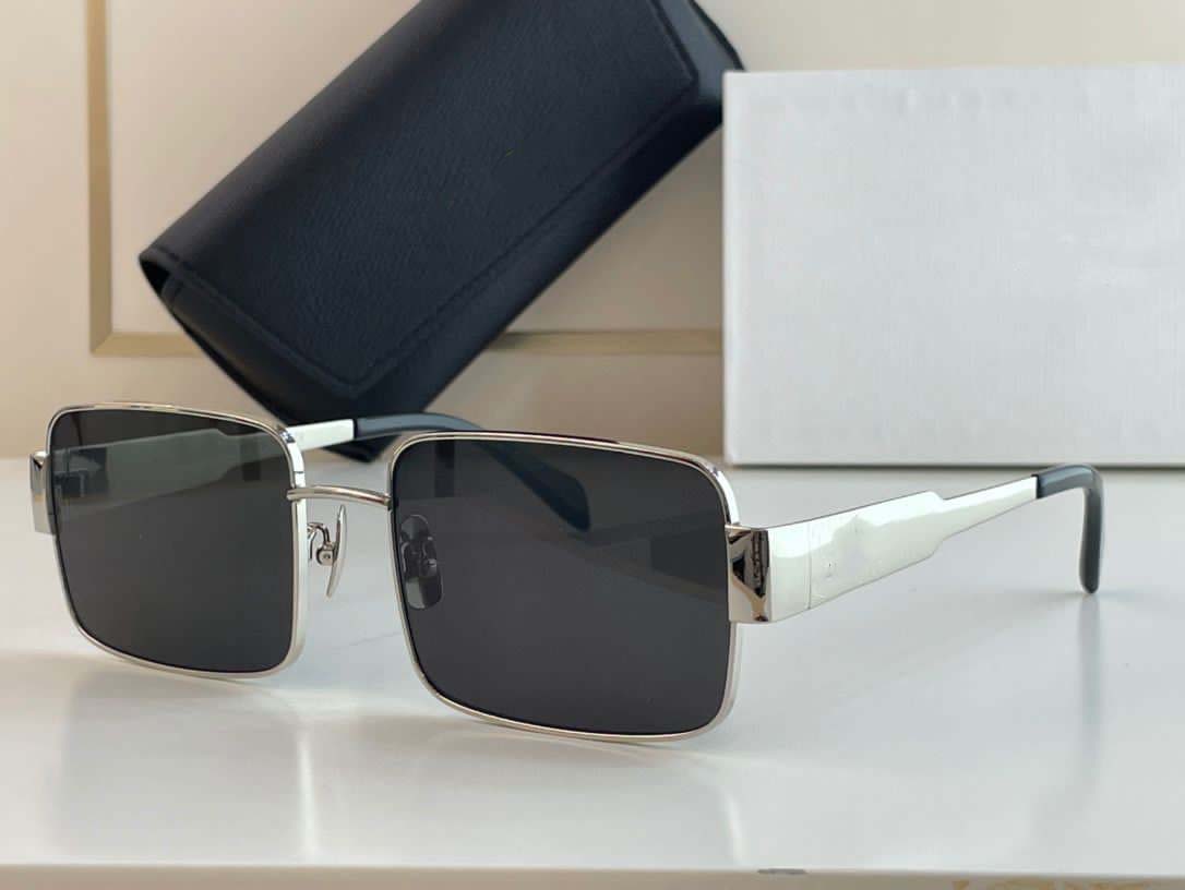 40234U Fashion sunglasses for women specially big square frame new sunglasses Simple atmosphere wild style uv400 protection lens eyewear
40234U Fashion sunglasses for women specially big square frame new sunglasses Simple atmosphere wild style uv400 protection lens eyewear