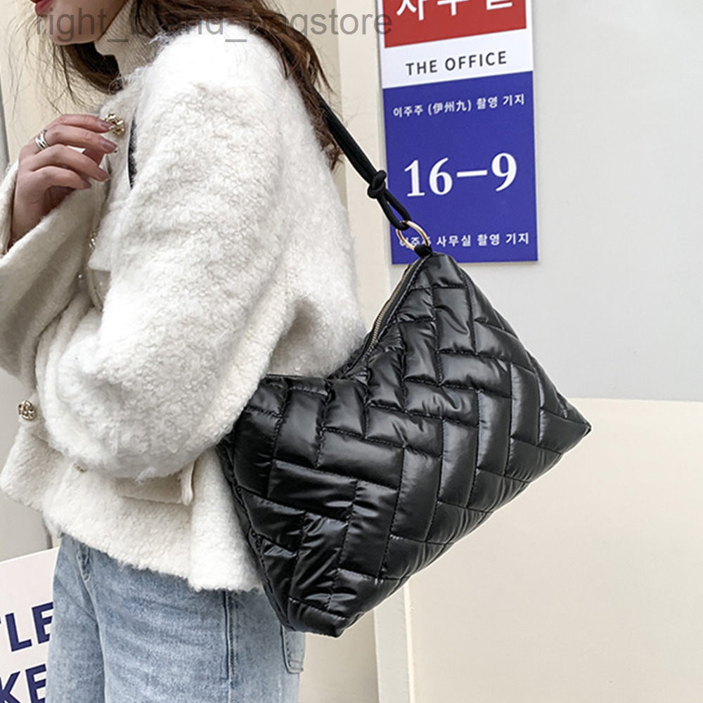Cotton Space Underarm Bags for Women 2022 Luxury Nylon Quilted Women Shoulder Bag Designer Down Padded Handbags and Purses Lady W220813, Silver gray
Cotton Space Underarm Bags for Women 2022 Luxury Nylon Quilted Women Shoulder Bag Designer Down Padded Handbags and Purses Lady W220813, Silver gray