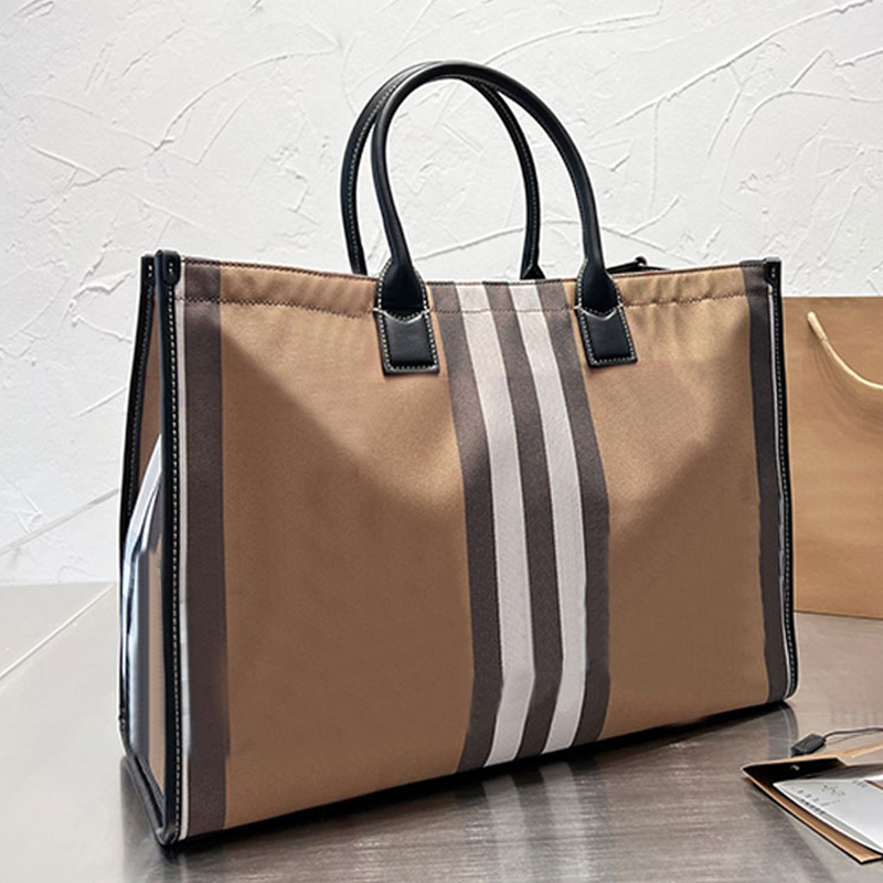 Canvas Plaid Totes Bag Women Handbag Purse Large Capacity Shoulder CrossBody Bags Interior Zip Pocket Fashion Letters Genuine Leather Handle High-Quality Purses, Brown no box
Canvas Plaid Totes Bag Women Handbag Purse Large Capacity Shoulder CrossBody Bags Interior Zip Pocket Fashion Letters Genuine Leather Handle High-Quality Purses, Brown no box