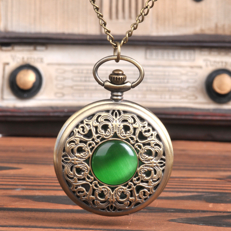 10pcs Green gem eye large pocket watch carved hollow flap emerald pocket watches 8063
10pcs Green gem eye large pocket watch carved hollow flap emerald pocket watches 8063