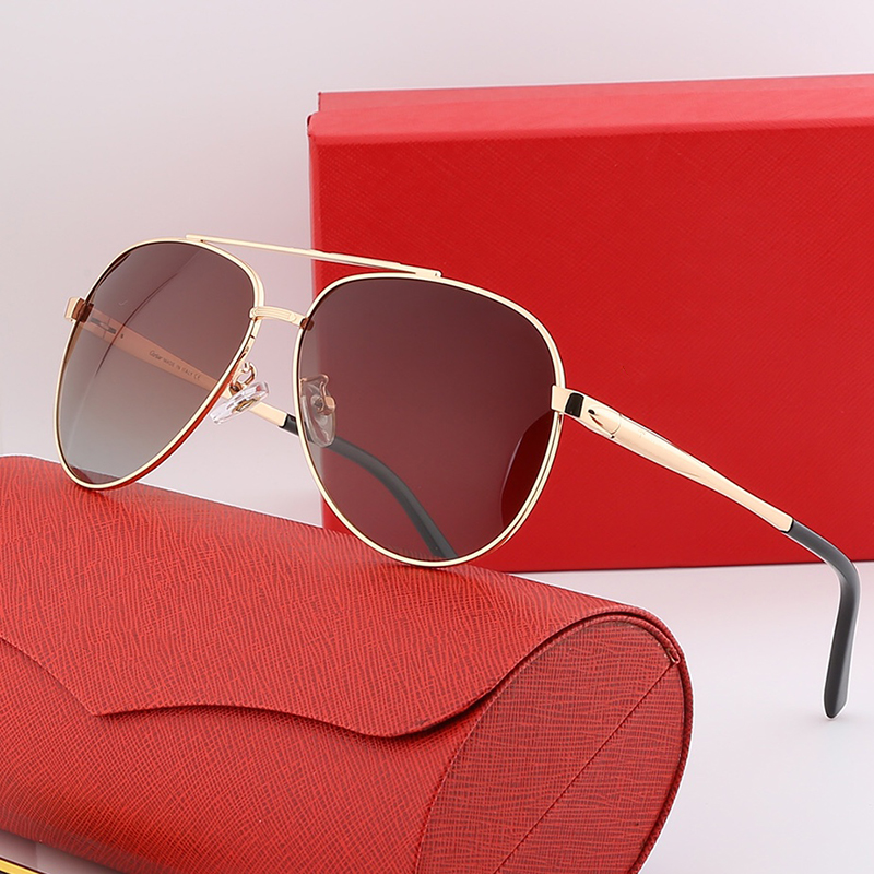 Men's and women's polarized sunglasses classic retro Pilot toad mirror high-end atmospheric grade suitable for driving travel with box
Men's and women's polarized sunglasses classic retro Pilot toad mirror high-end atmospheric grade suitable for driving travel with box