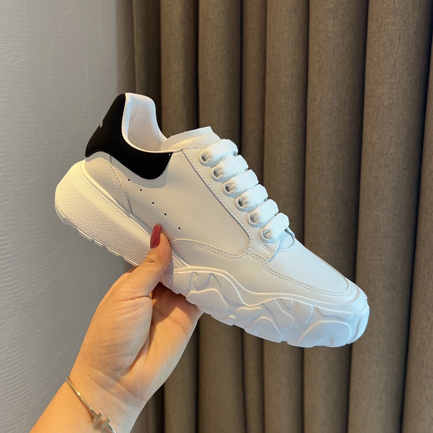 Men and women's shoes high quality luxury designer brand original vacuum high density raised bottom dust bag, As picture 3
Men and women's shoes high quality luxury designer brand original vacuum high density raised bottom dust bag, As picture 3