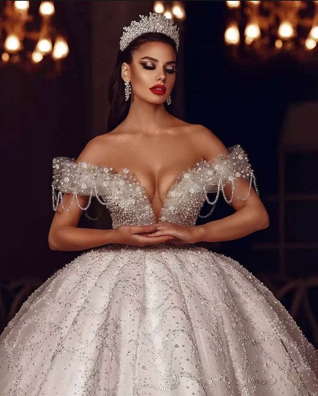 Princess Ball Gown Wedding Dresses Appliques Deep V Neck Off Shoulder Sleeveless Sequins Beads Lace Ruffles or Length Shiny Bridal Gowns Plus Size Cus