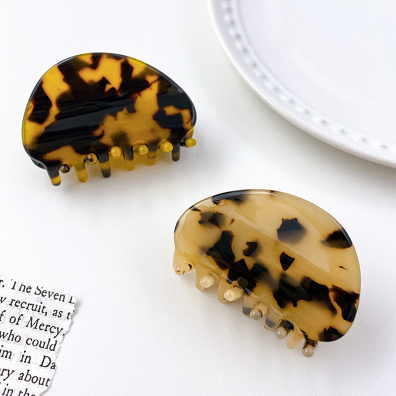 Length 5 CM Leopard Cow Color Semicircle Shaped Hair Clamps Women Plaid Pattern Acetic Acid Ponytail Hair Claw Clips European Girls Shower Scrunchies Hairpins Yamog