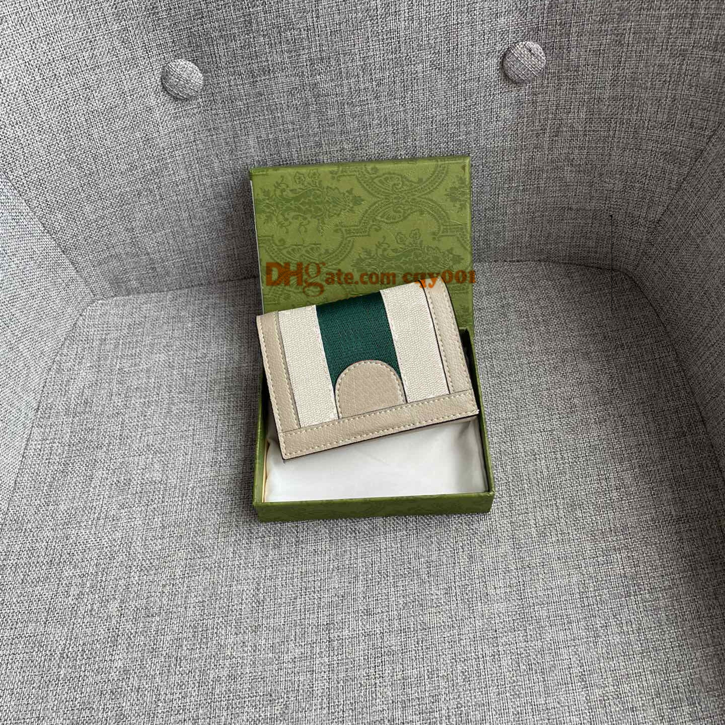 523153 high quality Luxury designer wallet Classic womens Casual Credit Card Holders luxurys designers business card holder real leather Coin Purse with gift box
523153 high quality Luxury designer wallet Classic womens Casual Credit Card Holders luxurys designers business card holder real leather Coin Purse with gift box