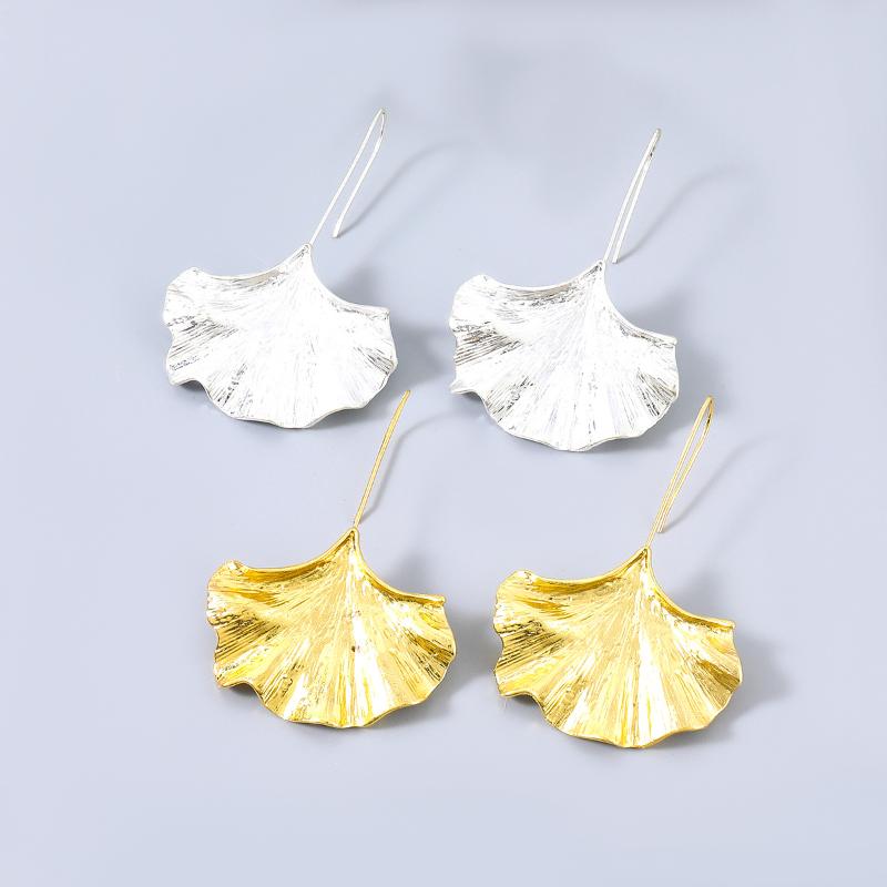 Dangle & Chandelier Fashion Metal Ginkgo Leaf Earrings Female Exaggerated Party Accessories
Dangle & Chandelier Fashion Metal Ginkgo Leaf Earrings Female Exaggerated Party Accessories