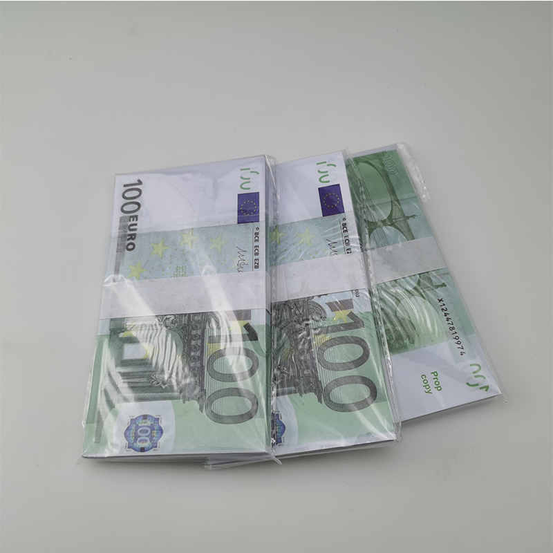 prop money, spray gun currency, halloween decorations, holiday party supplies, counterfeit currency, movie prop money, birthday party toys bf3
