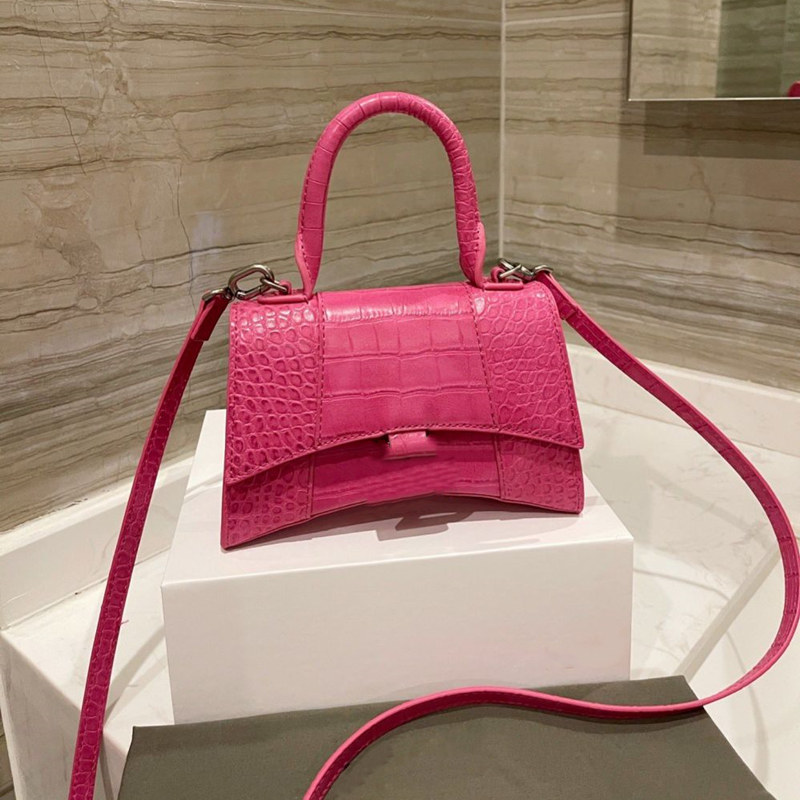2022 Fashion hourglass handbag women designer bags luxury leather classic vintage wallet wallet handle square, No bags
2022 Fashion hourglass handbag women designer bags luxury leather classic vintage wallet wallet handle square, No bags