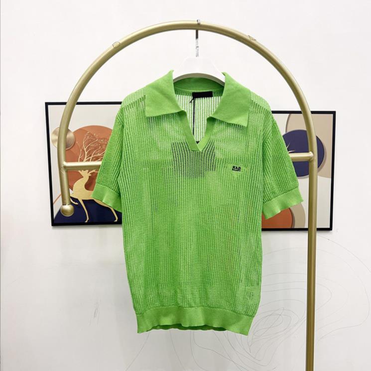 718 2022 Milan Runway Autumn Summer Brand Same Style Sweater Short Sleeve Lapel Neck Green White Striped Pullover High Quality Womens pingyi
718 2022 Milan Runway Autumn Summer Brand Same Style Sweater Short Sleeve Lapel Neck Green White Striped Pullover High Quality Womens pingyi