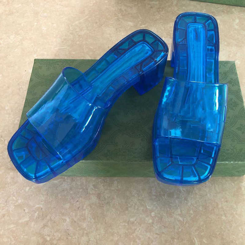 2022Women Rubber Jelly Slide Slippers Transparent Platform Sandals High Heels White Blue Chunky Bottom Slopper Outdoor Beach Flip Flops Cand, Red
2022Women Rubber Jelly Slide Slippers Transparent Platform Sandals High Heels White Blue Chunky Bottom Slopper Outdoor Beach Flip Flops Cand, Red