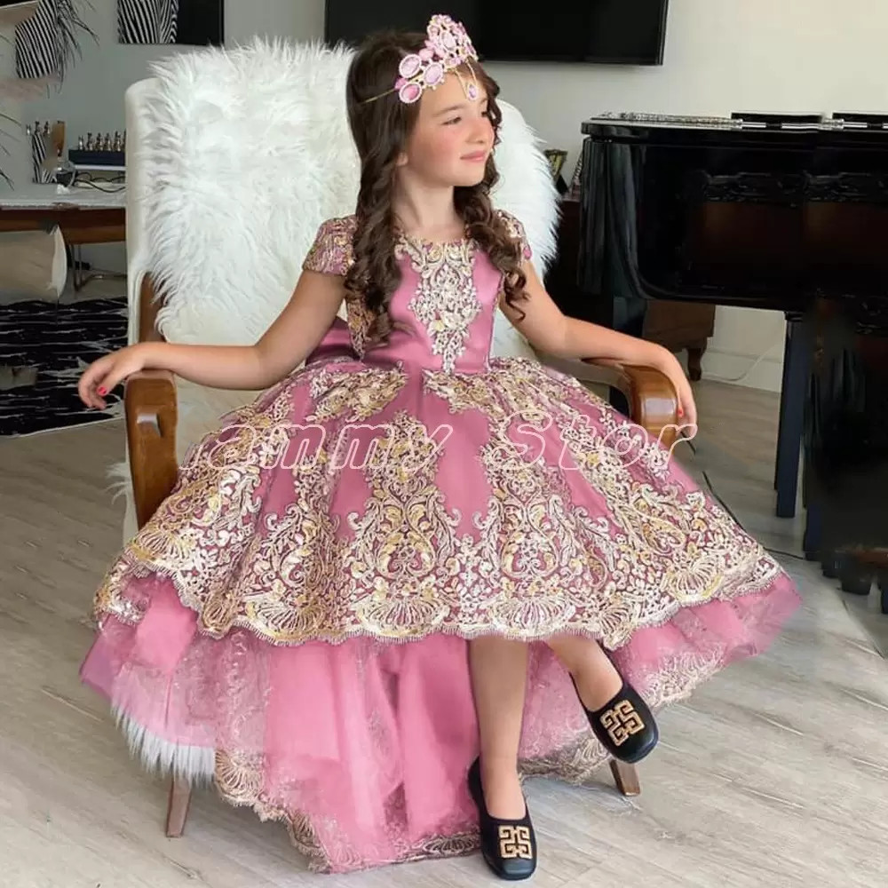 2022 High Low Princess Flower Girls' Dresses with Bow O-Neck Short Sleeves Pageant Party Birthday Gowns Lace Tulle Short Front Long Back Vestidos, Ivory
2022 High Low Princess Flower Girls' Dresses with Bow O-Neck Short Sleeves Pageant Party Birthday Gowns Lace Tulle Short Front Long Back Vestidos, Ivory